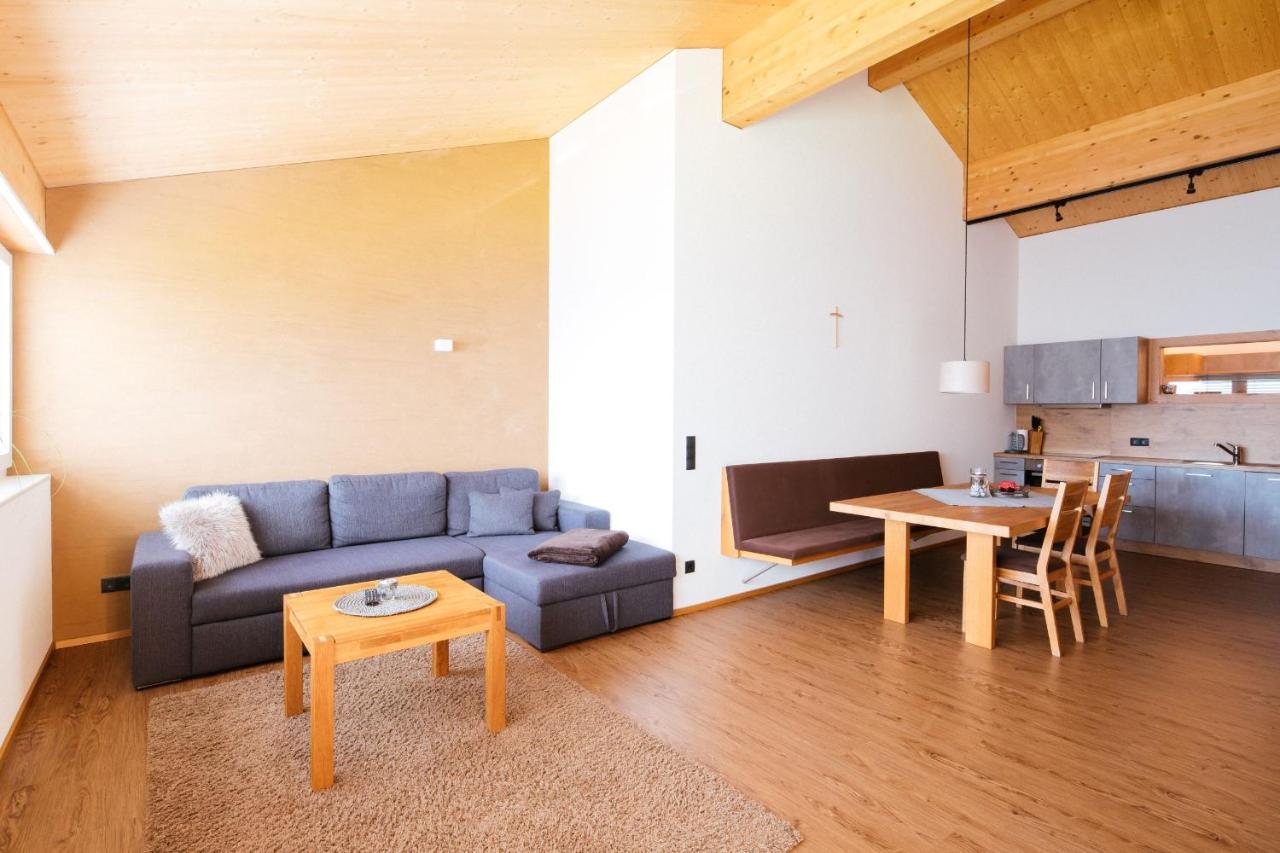 Alpenpanorama Konzett Apartment Faschina Exterior foto